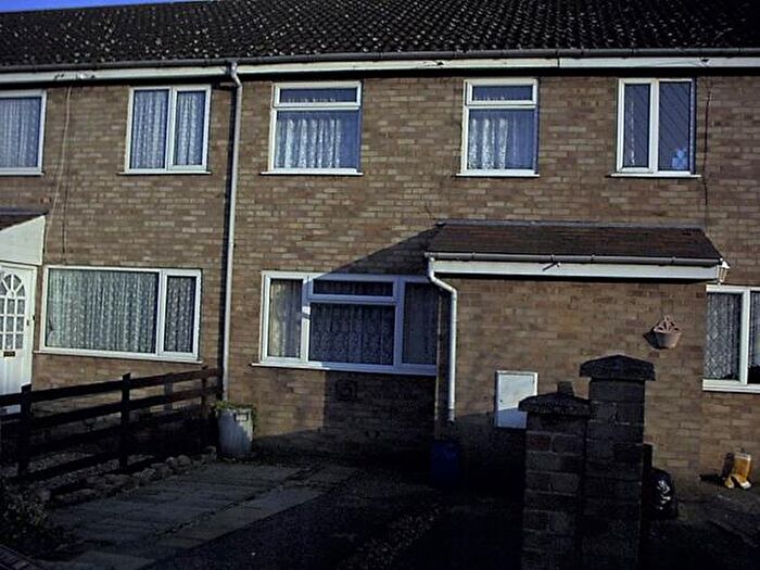 3 Bedroom Terraced House To Rent In Evelyn Way, Irchester, NN29