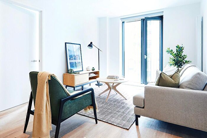 2 Bedroom Apartment To Rent In Uhaus, Nobel Way, Manchester, M1