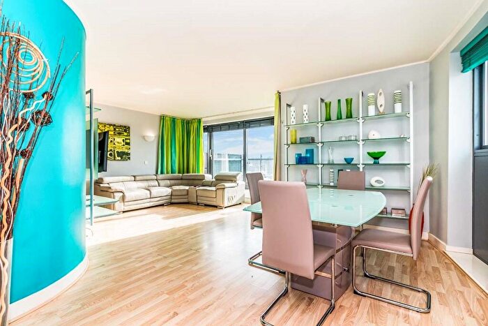2 Bedroom Penthouse To Rent In New Wakefield Street, Manchester, Greater Manchester, M1