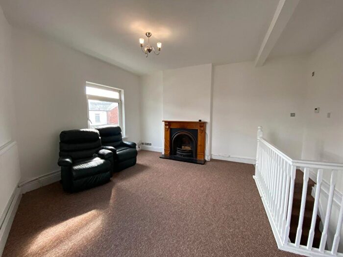 2 Bedroom Flat For Sale In Lowther Street, Coventry, CV2