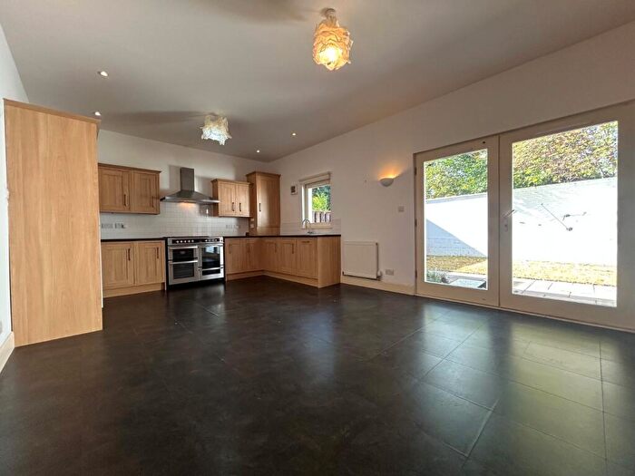 3 Bedroom House To Rent In Quality Street, Edinburgh, EH4