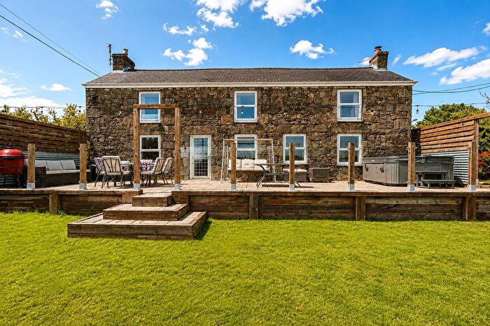 4 Bedroom Detached House For Sale In Underlane, Helston, TR13