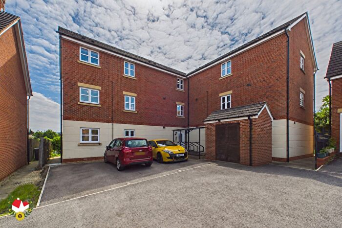 2 Bedroom Flat For Sale In Boughton Way, Gloucester, GL4
