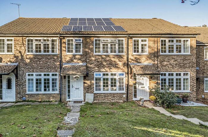 3 Bedroom Terraced House For Sale In Conway Close, Frimley, Camberley, GU16