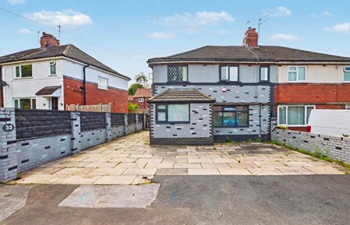 3 Bedroom Semi-Detached House For Sale In Brookside, Collingham, Wetherby, West Yorkshire, LS22