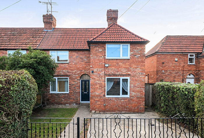 3 Bedroom Semi-Detached House For Sale In Spenser Road, Cheltenham, Gloucestershire, GL51