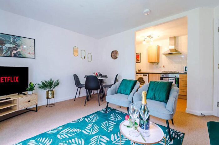 2 Bedroom Flat For Sale In Goldsmith Court Carter Road, Coventry, CV3