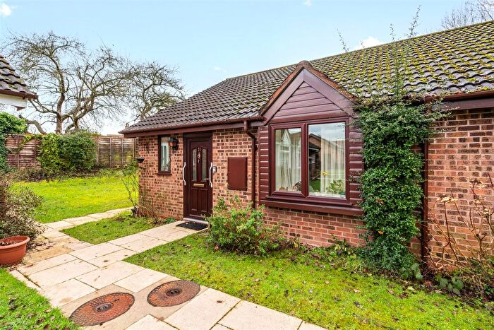 2 Bedroom Semi-Detached Bungalow For Sale In Hartlebury Close, Dorridge, Solihull, B93