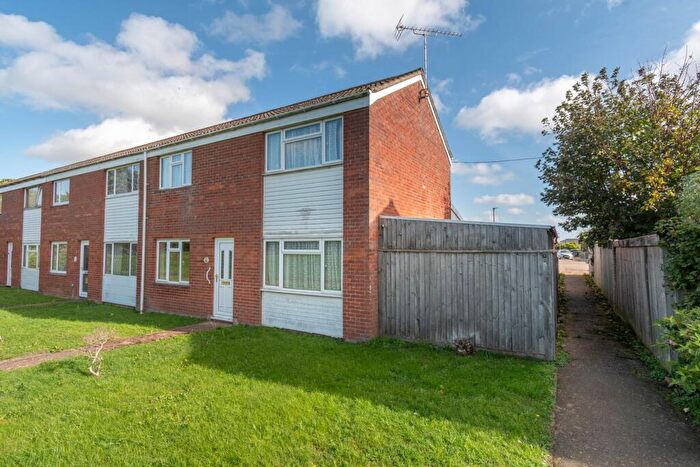 3 Bedroom End Of Terrace House For Sale In Green Lane Estate, Pudding Norton, NR21