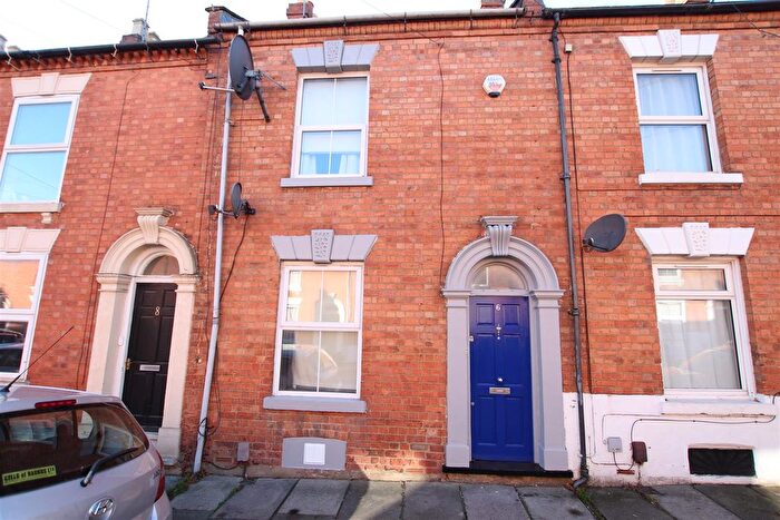 2 Bedroom Property To Rent In Alexandra Road, Northampton, NN1