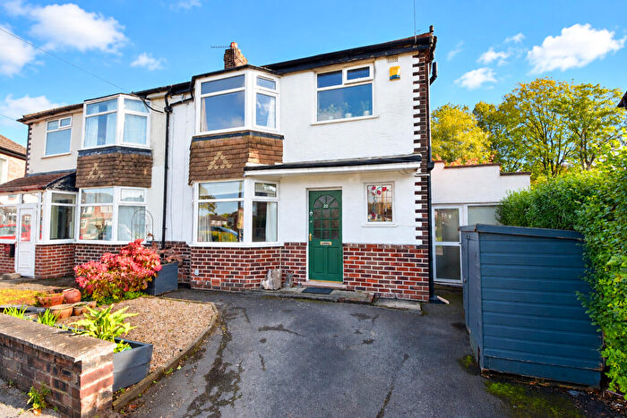 3 Bedroom Semi-Detached House For Sale In Lansdowne Road, Flixton, M41