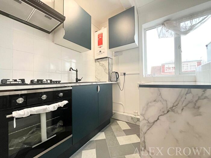 Studio To Rent In Ordnance Road, Enfield, EN3