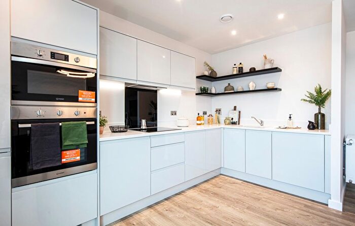 1 Bedroom Flat For Sale In "The Camellia" At Albert Roae, Barnet, EN4