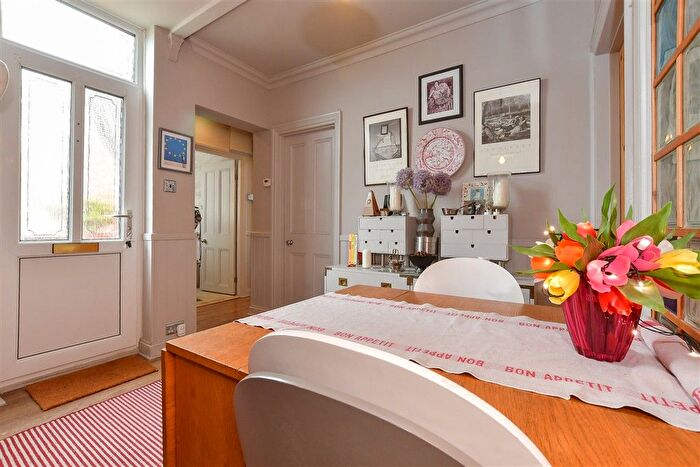 2 Bedroom Flat For Sale In London Road, Deal, Kent, CT14