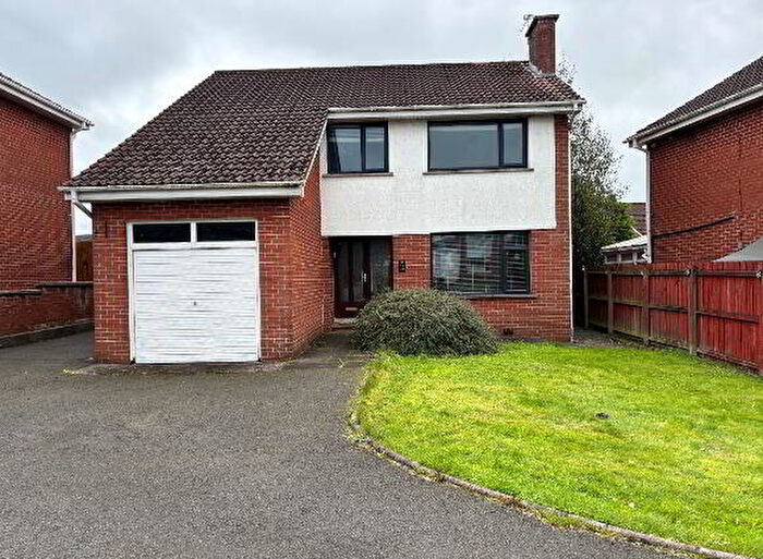 5 Bedroom Detached House To Rent In Dorchester Gardens, Newtownabbey, BT36