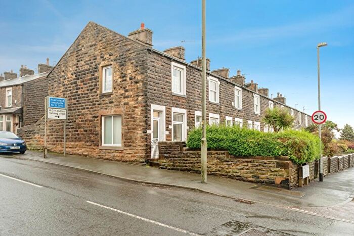 2 Bedroom End Of Terrace House For Sale In Jubilee Street, Briercliffe, Burnley, Lancashire, BB10