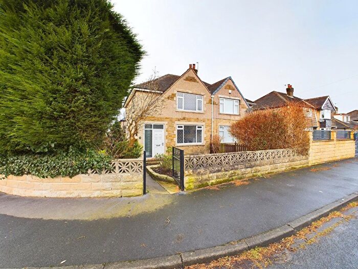4 Bedroom Property To Rent In Oakdale Road, Shipley, BD18