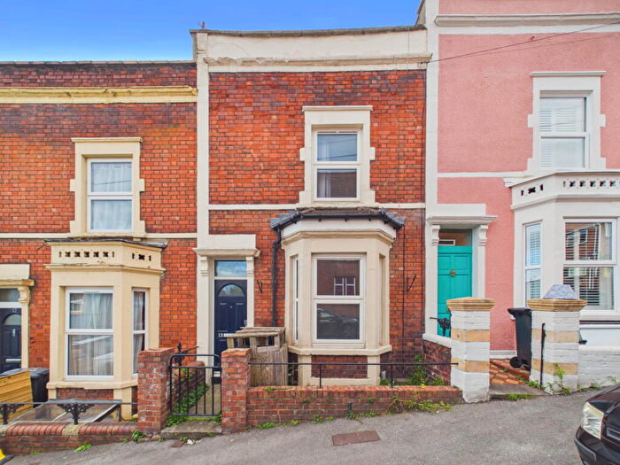 3 Bedroom Terraced House For Sale In Pylle Hill Crescent, Totterdown, BS3