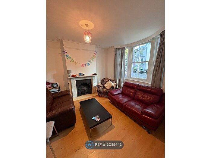 5 Bedroom Terraced House To Rent In Clyde Road, Brighton, BN1