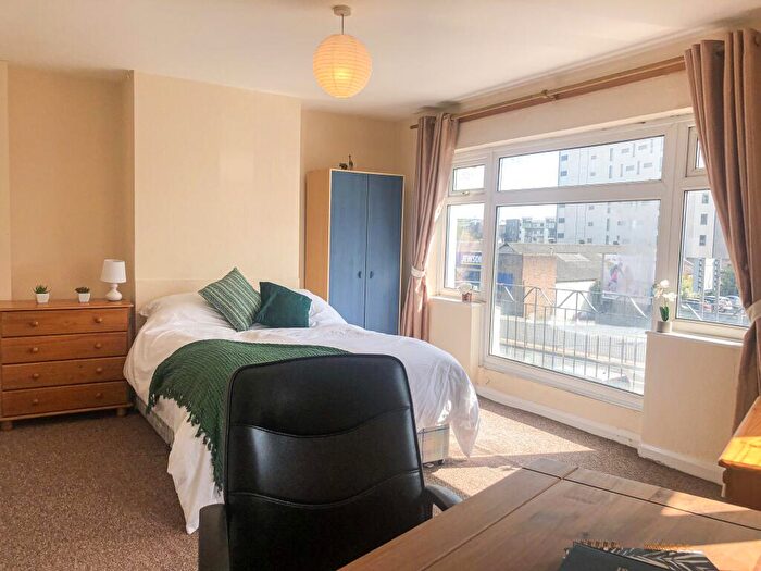 3 Bedroom House To Rent In Exeter Street, Near Cookworthy, Plymouth, PL4