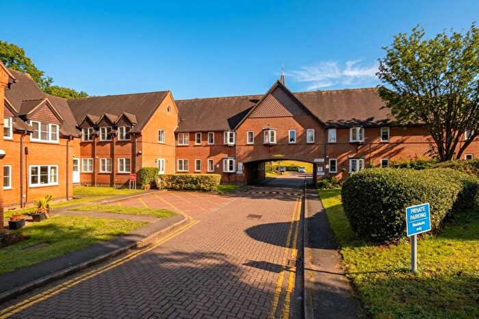 1 Bedroom Apartment For Sale In Aspley Court, Woburn Sands, MK17