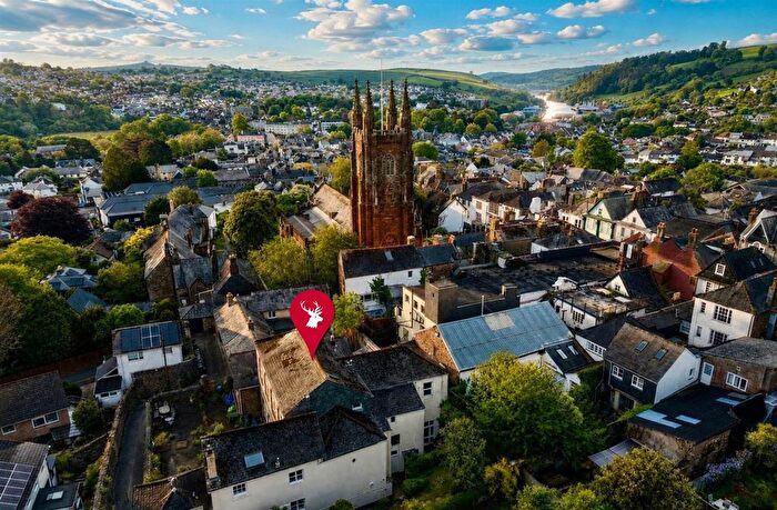 1 Bedroom Flat For Sale In The Old School, North Street, Totnes, TQ9