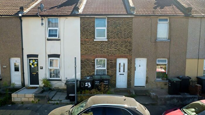 2 Bedroom Terraced House To Rent In Hamerton Road, Northfleet, Gravesend, DA11