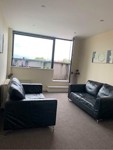 2 Bedroom Apartment For Sale In Avoca Court, Digbeth - E Compliant, WS1