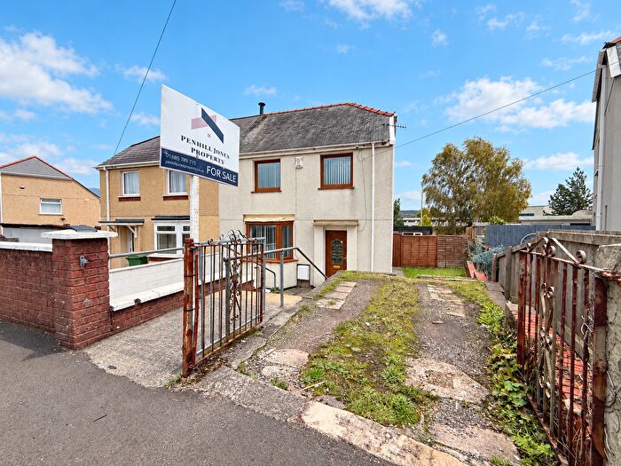 3 Bedroom Semi-Detached House For Sale In Coed Glas, Penywaun, Aberdare, Rhondda Cynon Taf, CF44
