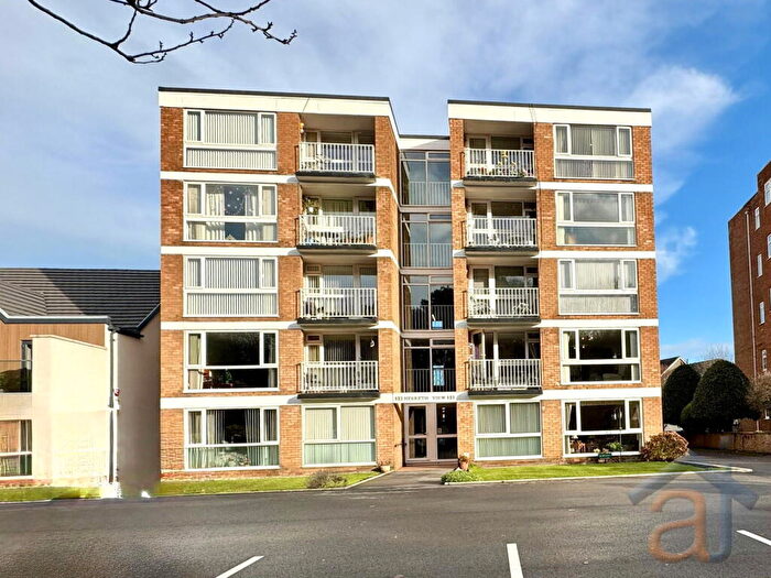 2 Bedroom Flat For Sale In Hesketh View, Park Crescent, Southport, PR9