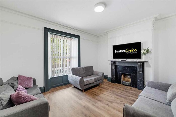 9 Bedroom Terraced House To Rent In North Road East, Plymouth, PL4