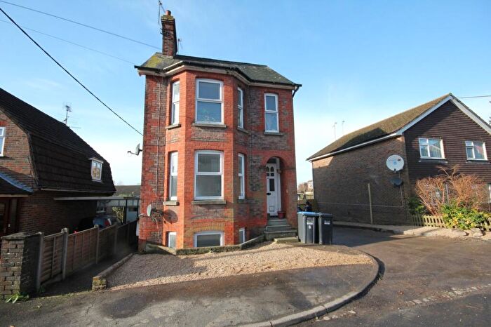 1 Bedroom Flat To Rent In Kents Road, Haywards Heath, RH16