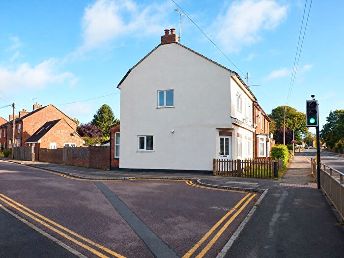 2 Bedroom Semi Detached House To Rent In Leighton Road, Leighton Buzzard, LU7