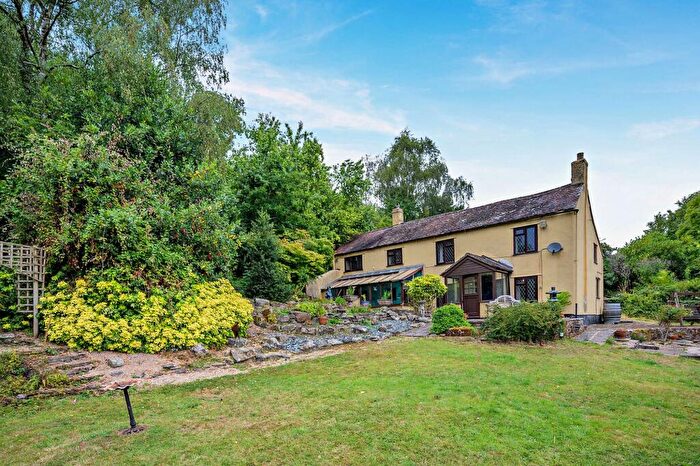 4 Bedroom House For Sale In Popes Hill, Newnham, GL14