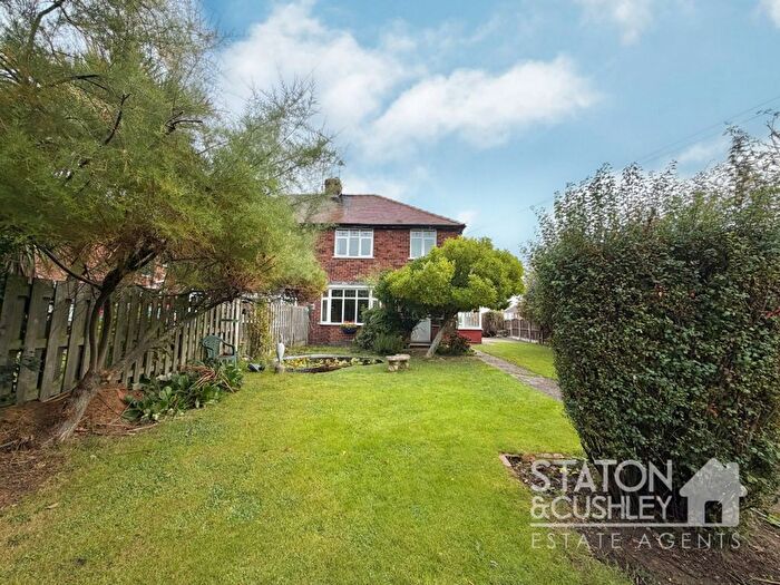 3 Bedroom Semi-Detached House For Sale In Park Hall Road, Mansfield Woodhouse, NG19