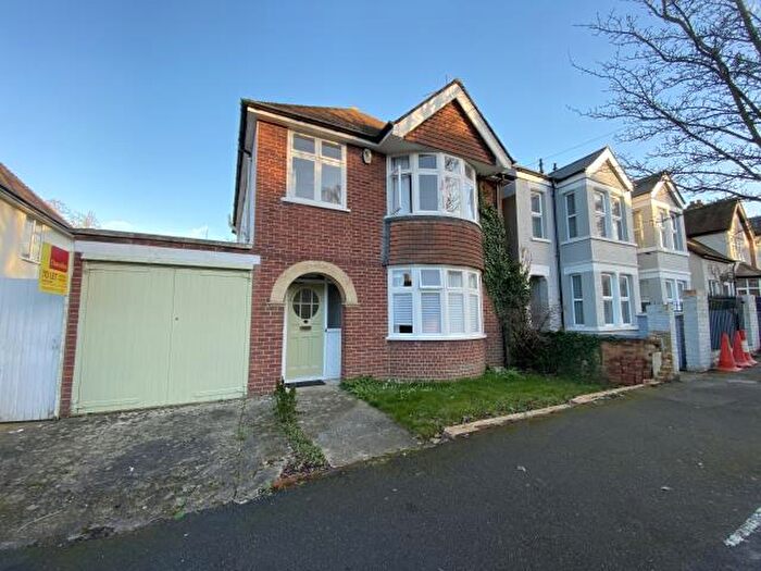 5 Bedroom Detached House To Rent In Stapleton Road, Headington, Oxford, OX3