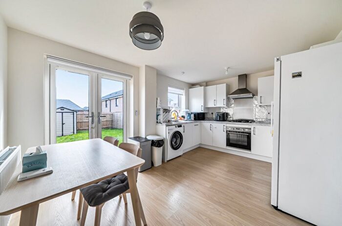 3 Bedroom Semi-Detached House For Sale In Gorse Walk, Rotherham, S60