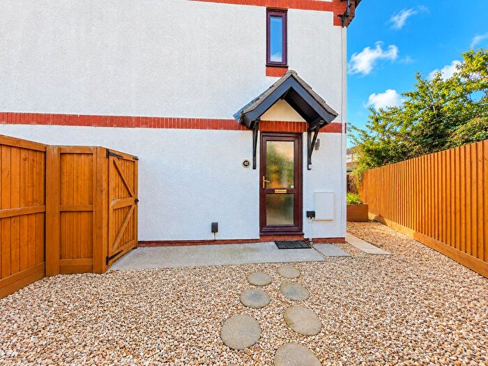 1 Bedroom End Of Terrace House For Sale In Blenheim Park, Bowerhill, SN12