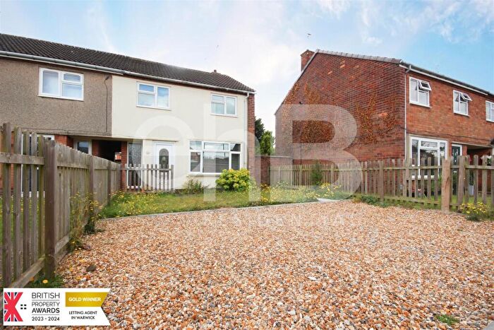 3 Bedroom House To Rent In Chesford Crescent, Warwick, CV34
