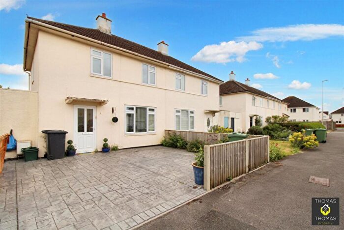 2 Bedroom Semi-Detached House To Rent In Oakleaze, Longlevens, GL2