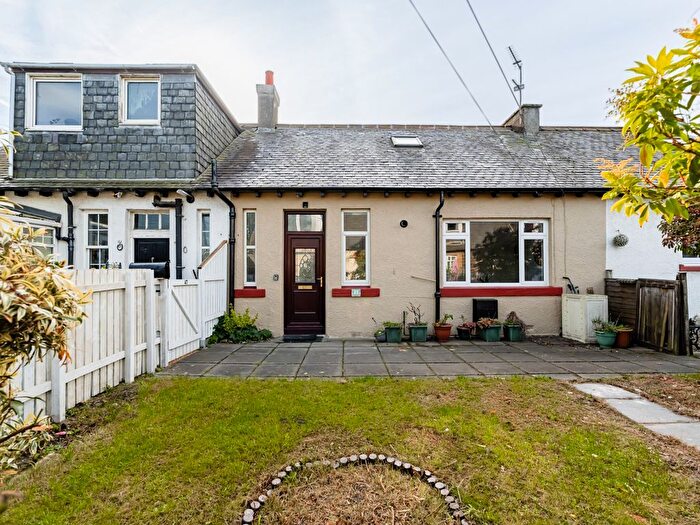 2 Bedroom Cottage For Sale In Station Road, Newbridge, EH28