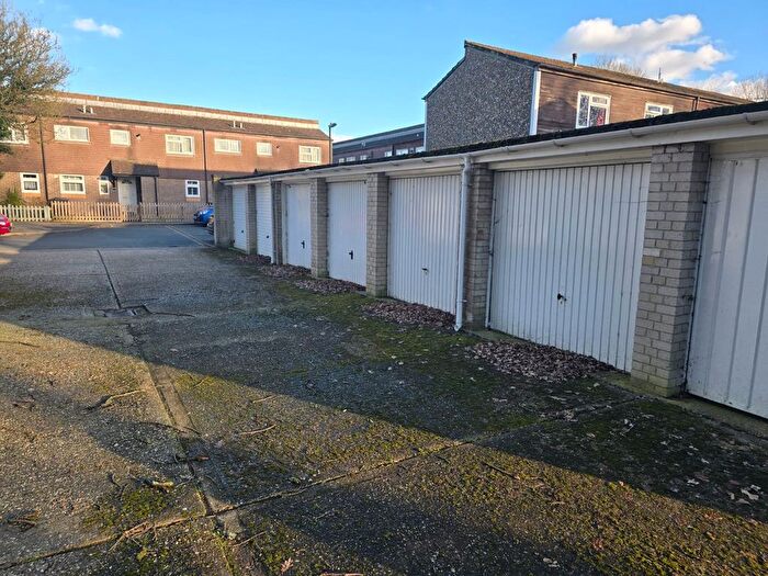 Garage / Parking To Rent In Pilgrims Way, Andover, Hampshire, SP10