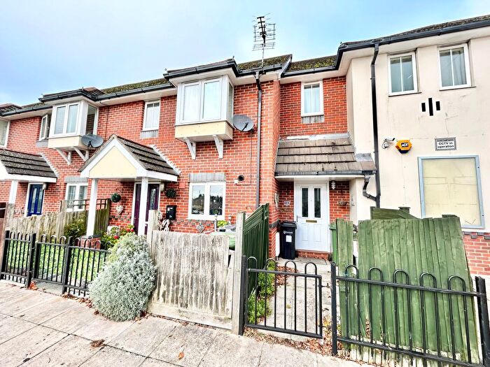 2 Bedroom Flat To Rent In Ludlow Road, Portsmouth, PO6