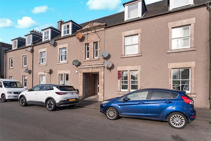 2 Bedroom Flat For Sale In Mid Street, Kirkcaldy, Fife, KY1