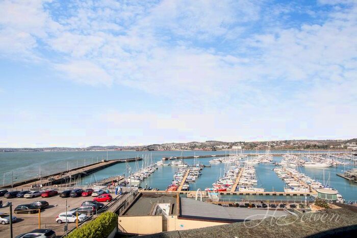 1 Bedroom Flat For Sale In Beacon Terrace, Torquay, TQ1