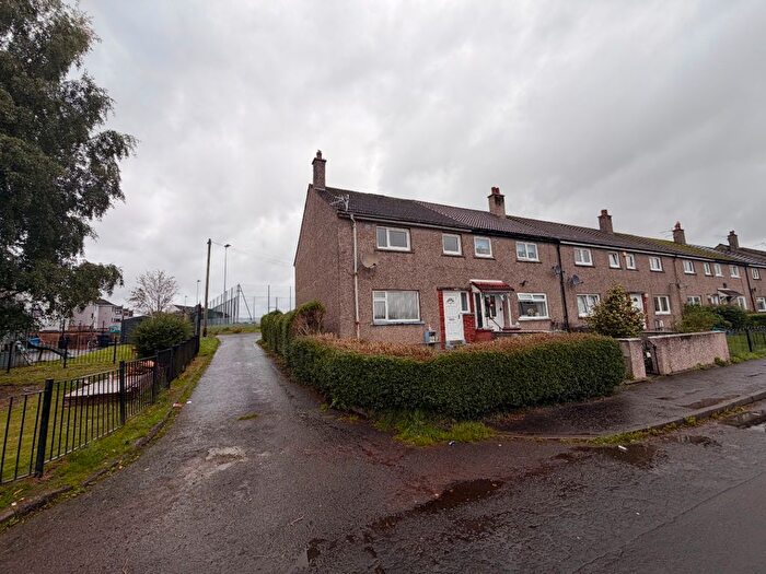 3 Bedroom Semi-Detached House To Rent In Barwood Hill, Dumbarton, G82