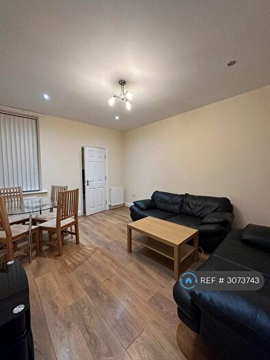 2 Bedroom Flat To Rent In Fenham, Newcastle Upon Tyne, NE4
