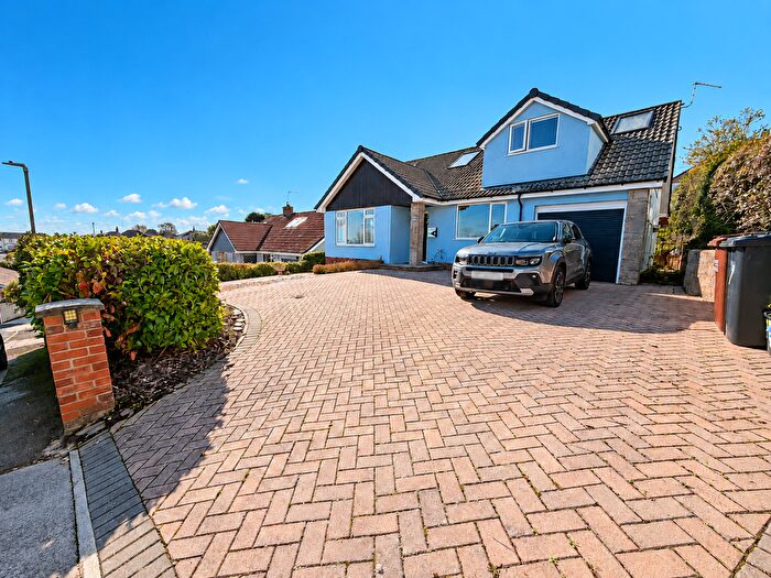 4 Bedroom Semi-Detached Bungalow To Rent In Anthea Road, Paignton, TQ3