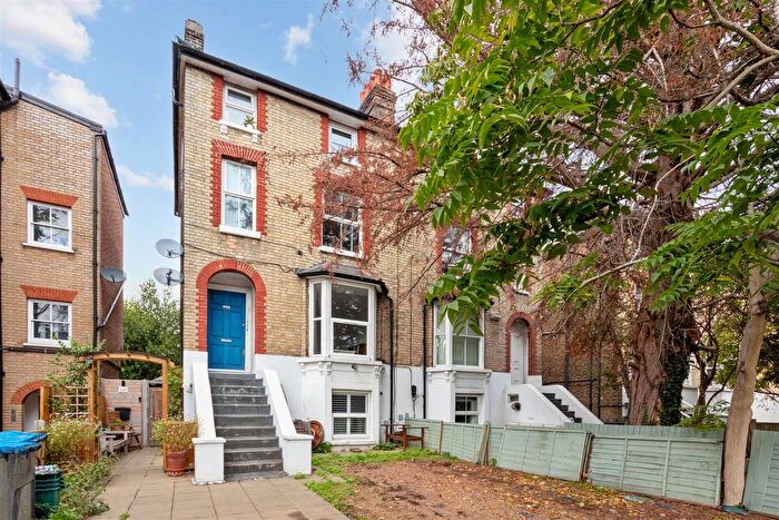 1 Bedroom Flat For Sale In Kingston Road, Wimbledon, SW19
