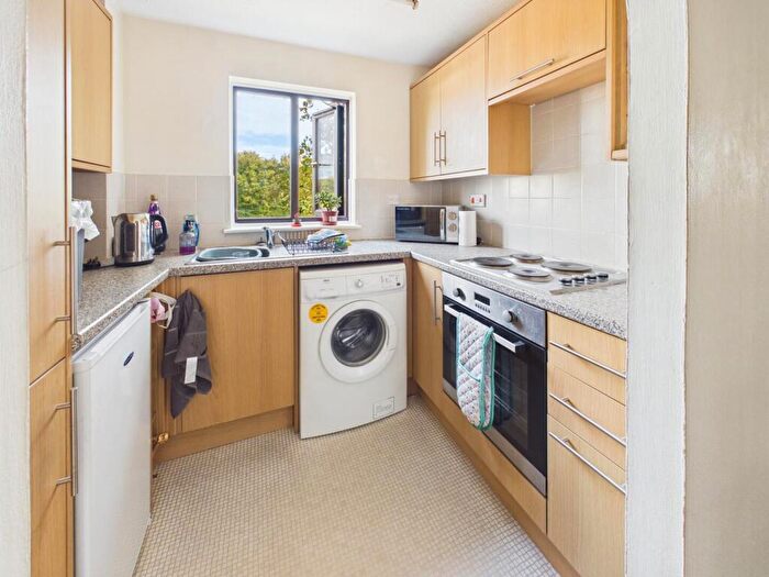 1 Bedroom Apartment To Rent In Hanstone Close, Cirencester, GL7